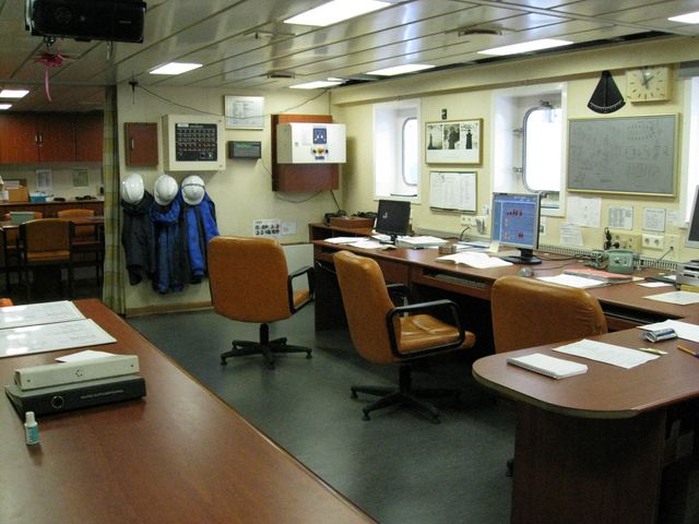 Fichier:006 le Ship office 2.JPG